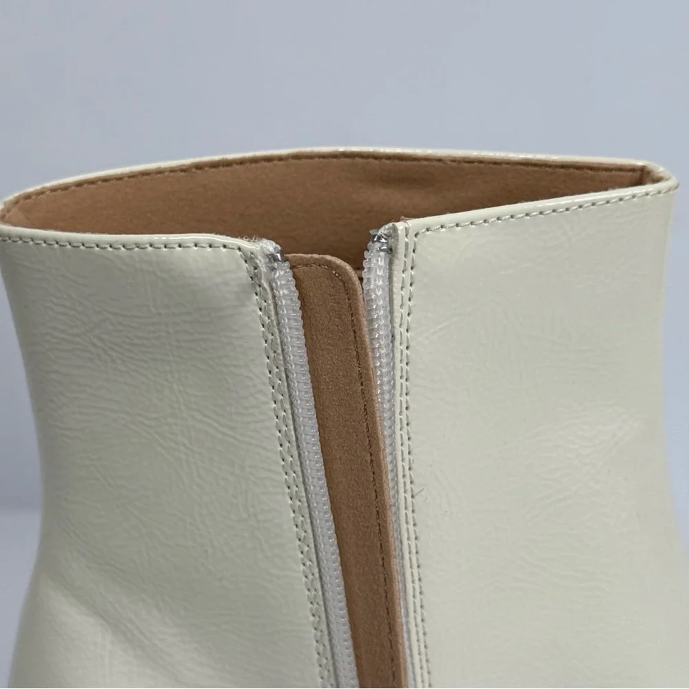 NEW Journee Collection Haylinn White Heeled Boots Size 9 US Tru Comfort Foam - Picture 10 of 12